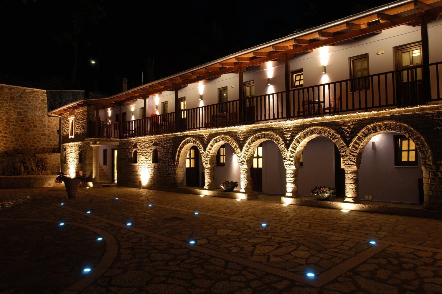 Frontzu Politia Hotel Ioannina Buitenkant foto