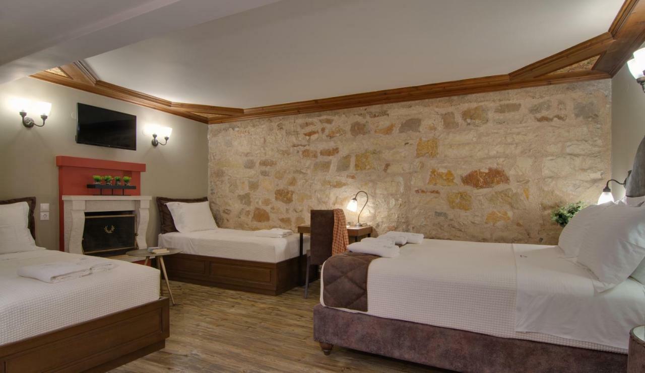 Frontzu Politia Hotel Ioannina Buitenkant foto