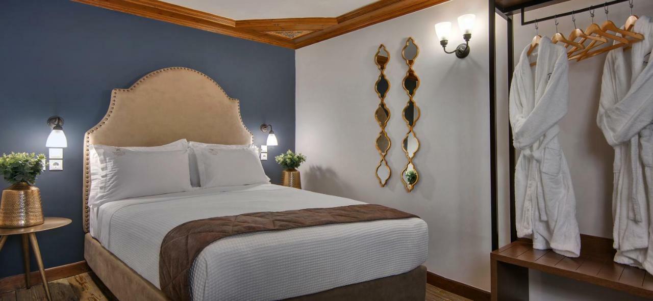 Frontzu Politia Hotel Ioannina Buitenkant foto