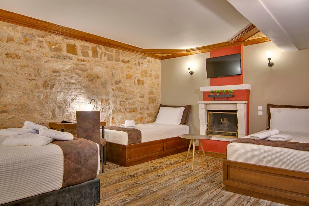 Frontzu Politia Hotel Ioannina Buitenkant foto