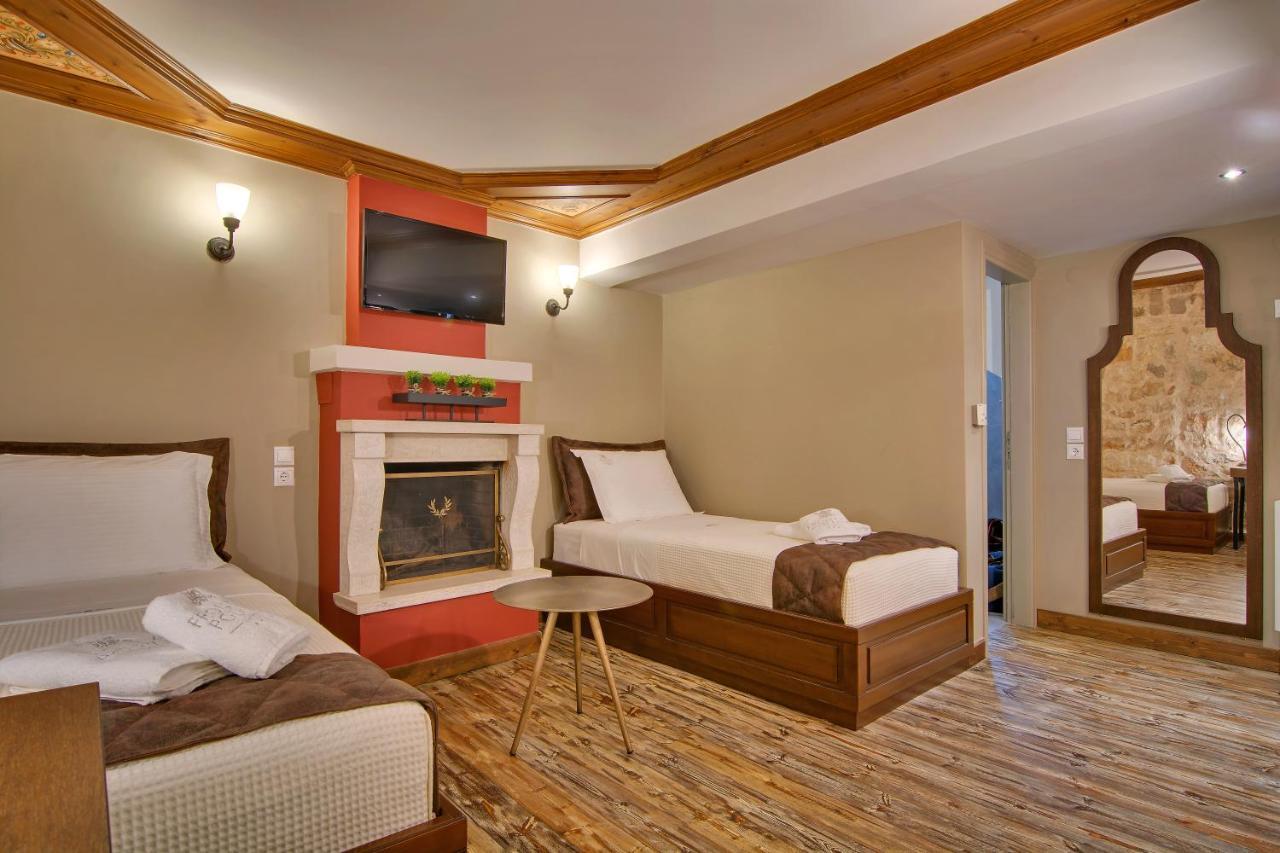 Frontzu Politia Hotel Ioannina Buitenkant foto