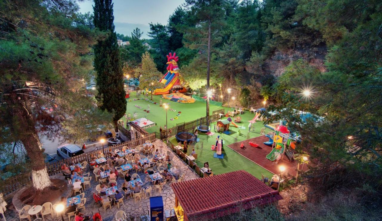 Frontzu Politia Hotel Ioannina Buitenkant foto